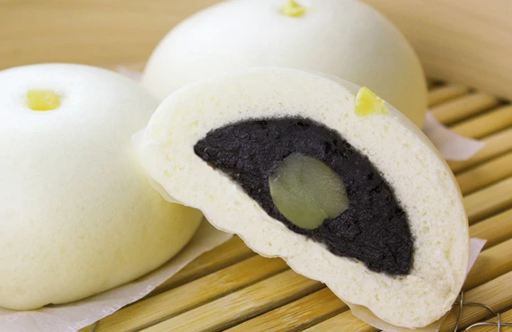 秋限定のミニ栗あんまん